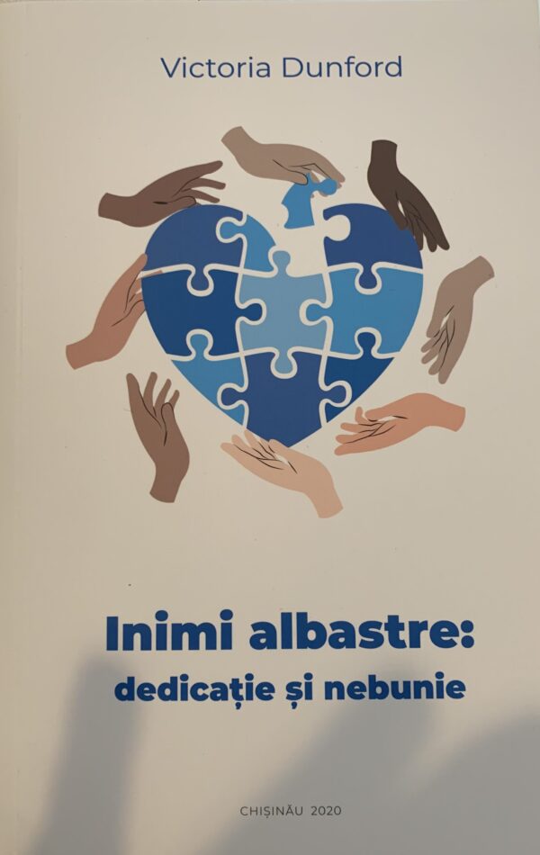 Inimi Albastre, dedicație și nebunie